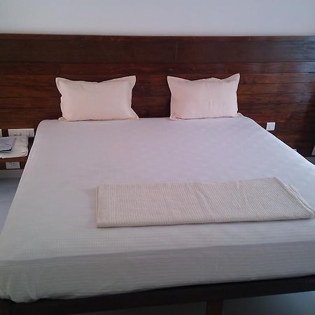 Lilypad Resort Varkala Buitenkant foto