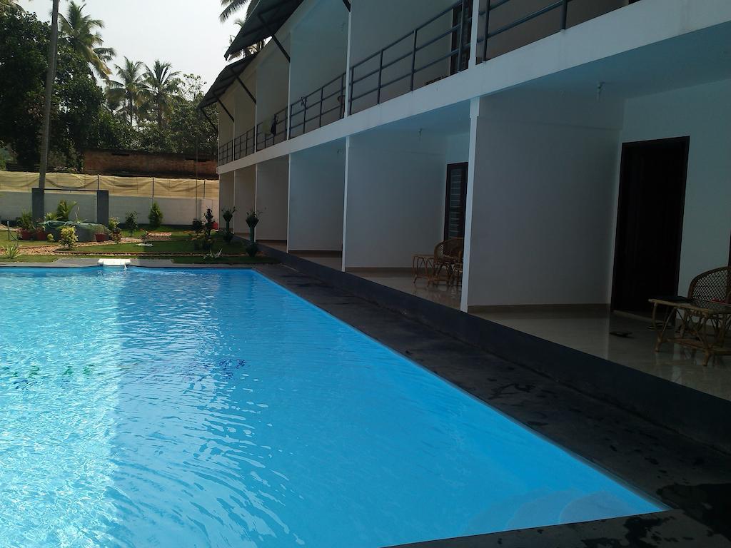 Lilypad Resort Varkala Buitenkant foto